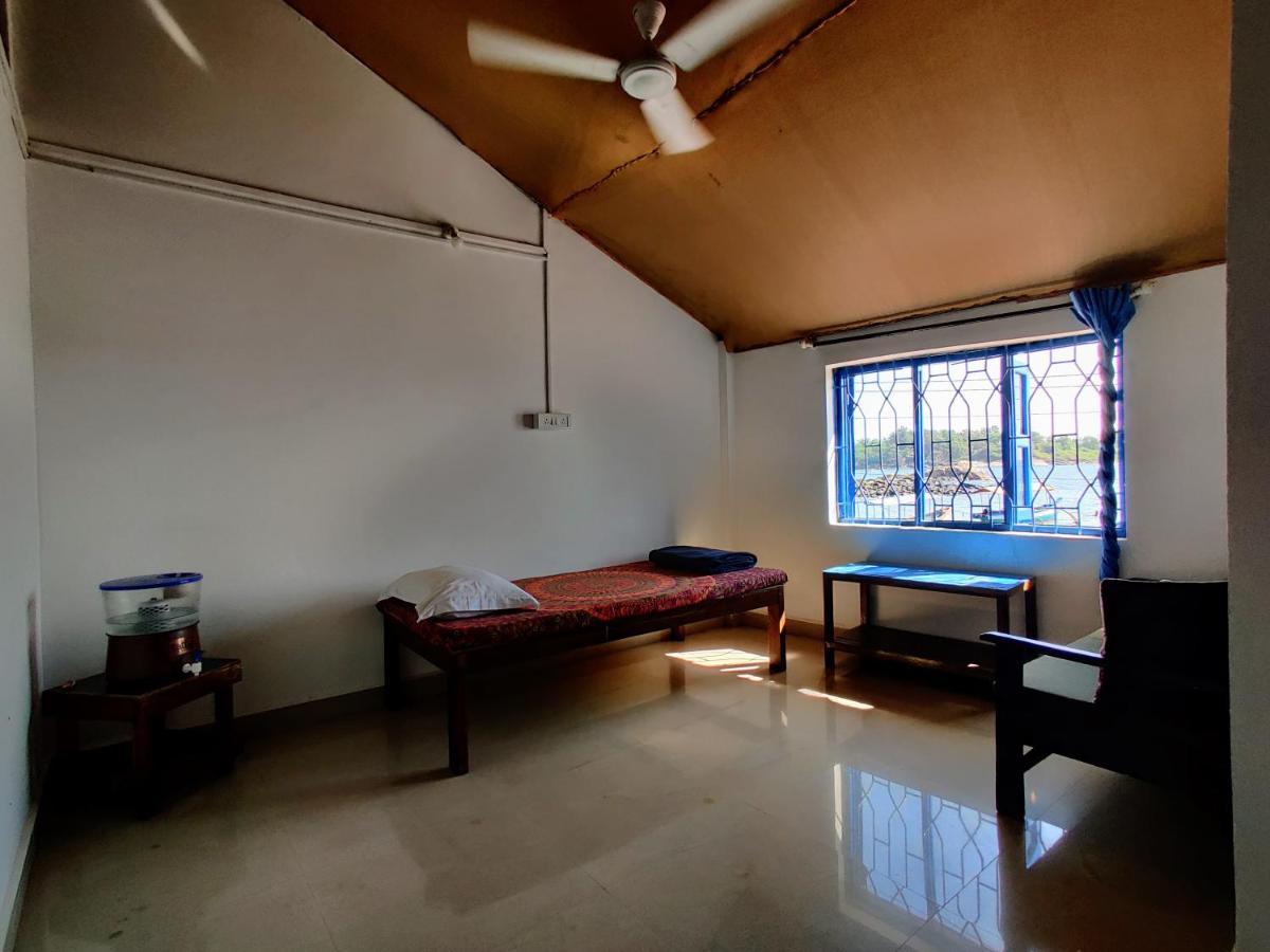 Colomb Bay Homes คานาโคนา ภายนอก รูปภาพ